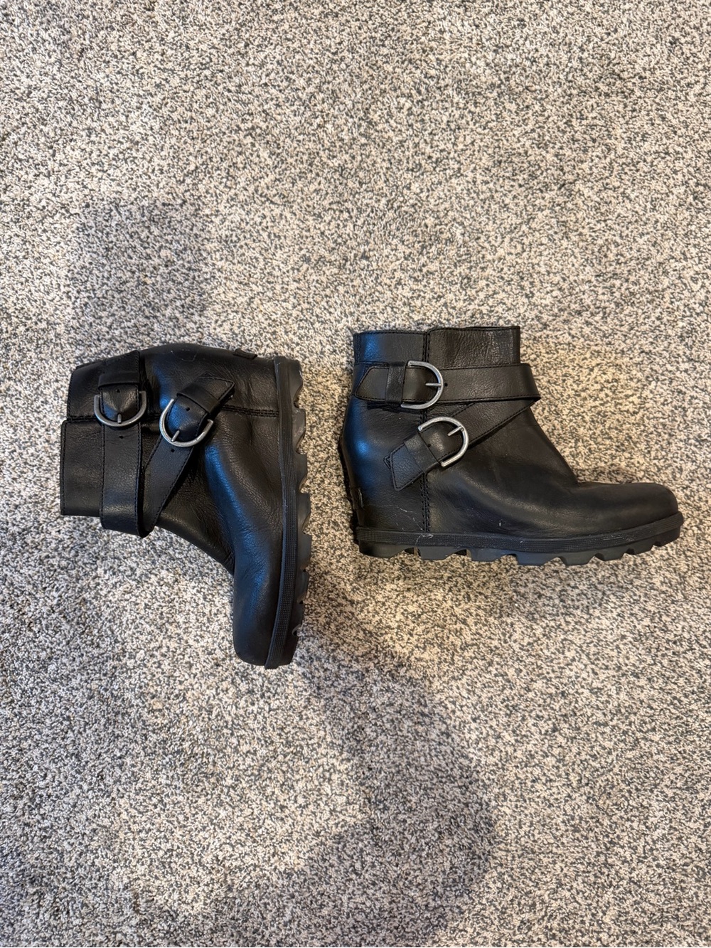 Sorel Black Leather Ankle Booties with Dual Buckle Straps